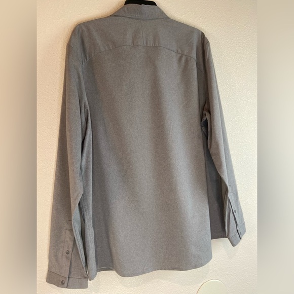 All In Motion~NWT~Men’s Recycled Polyester~Snap Closure~Quick Dry Shirt~Size XL - Picture 14 of 16